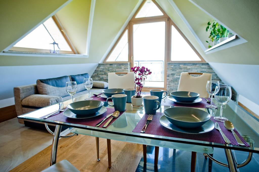 Apartamenty Toporowa Cyrhla Закопане Стая снимка