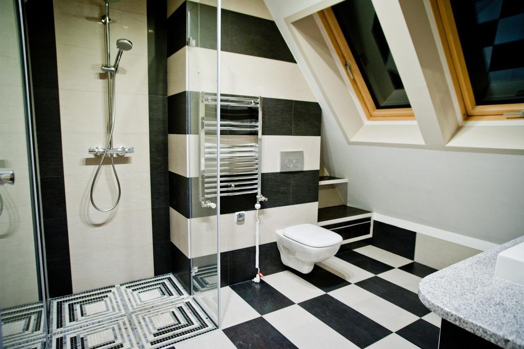 Apartamenty Toporowa Cyrhla Закопане Стая снимка