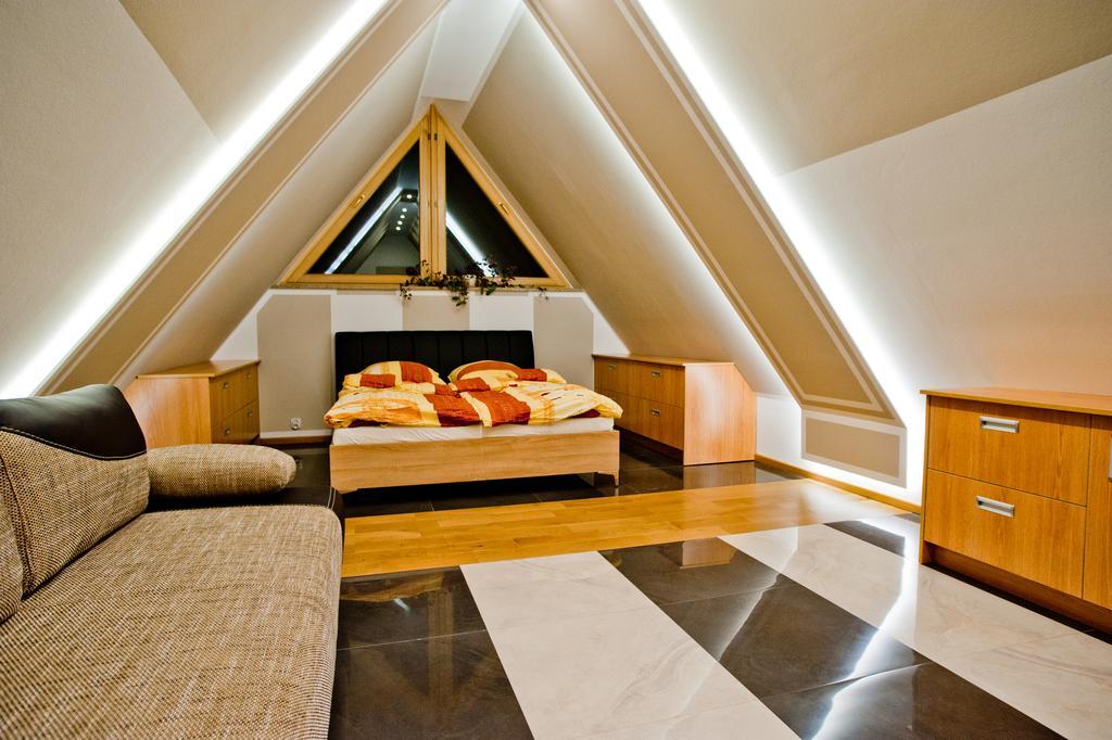 Apartamenty Toporowa Cyrhla Закопане Стая снимка